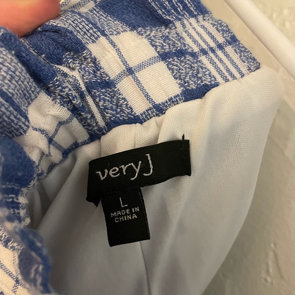 Blue and white picnic checkered dress - size large - Picture 3 of 3